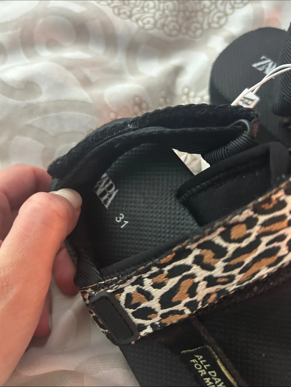Zara Kids Leopard Print Strap Sandals - Black and Brown size 31